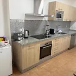 Casa De 5 Cerca De La Playa En Elviria *