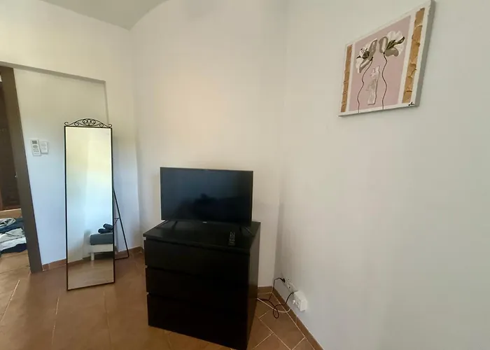 Casa De 5 Cerca De La Playa En Elviria Vakantiehuis