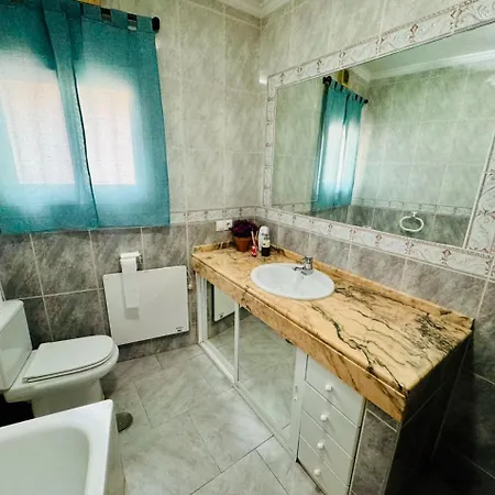 Casa De 5 Cerca De La Playa En Elviria Semesterbostad