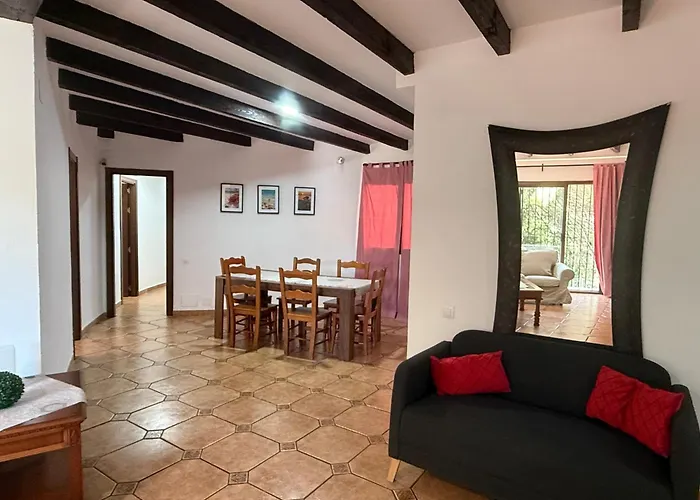 Casa De 5 Cerca De La Playa En Elviria Holiday home